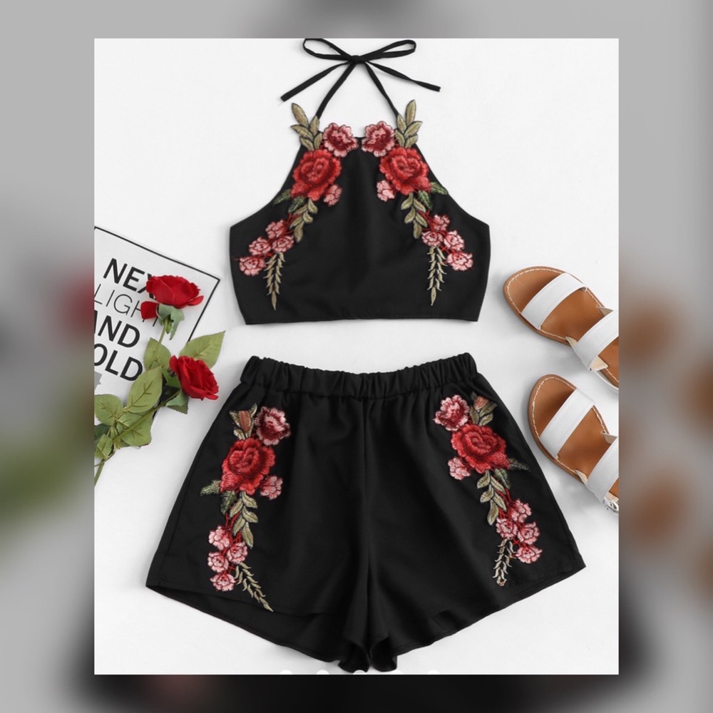 ROSE EMBROIDERY BOW TIE OPEN BACK TOP AND SHORT